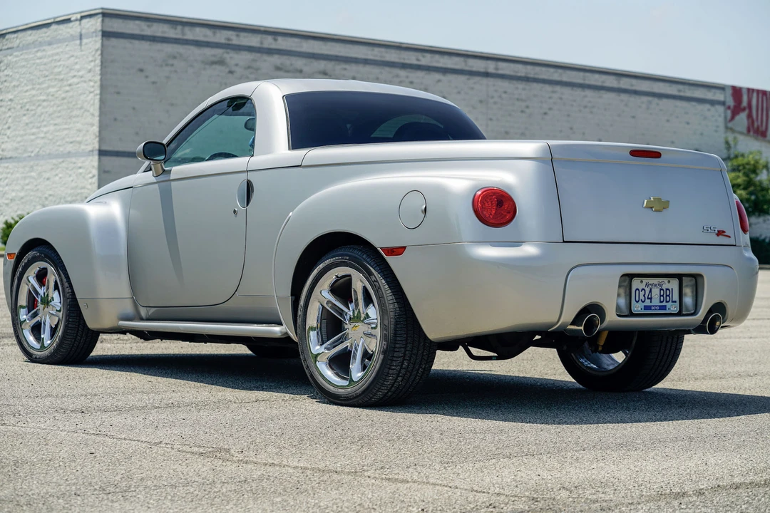 2006 Chevrolet SSR - Image 16 of 31