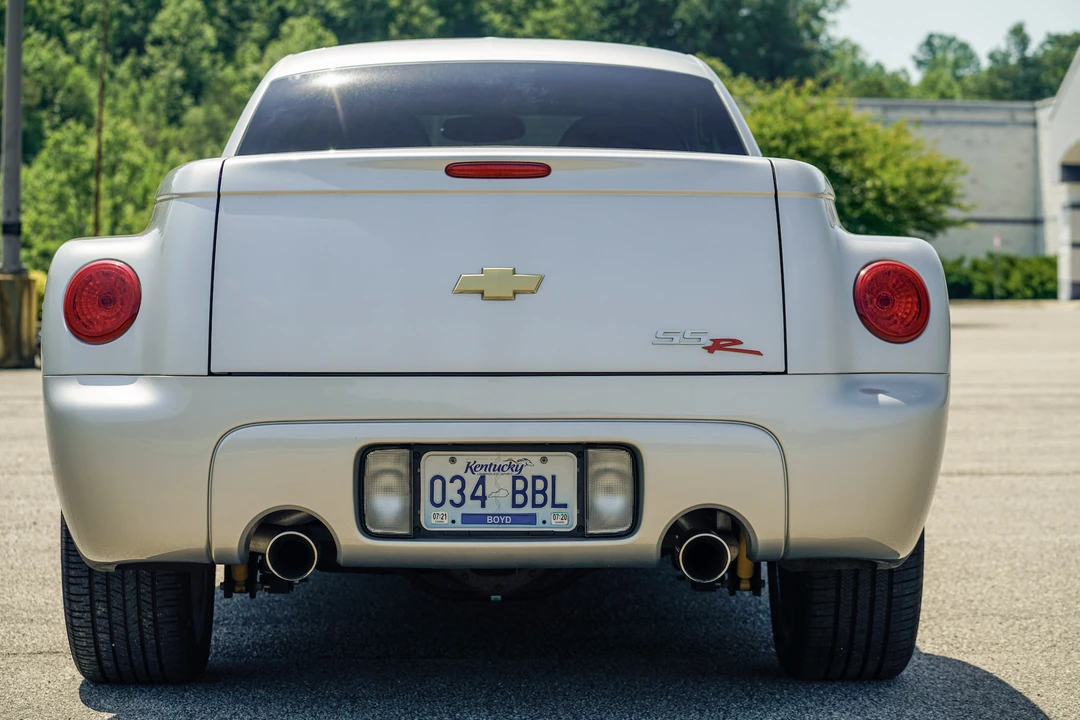 2006 Chevrolet SSR - Image 24 of 31