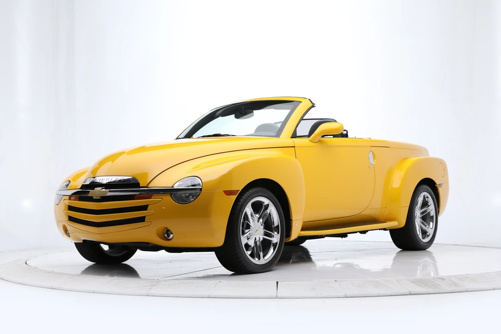 2006 Chevrolet SSR - Image 2 of 8