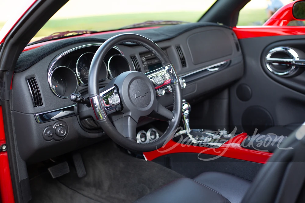 2006 Chevrolet SSR - Image 4 of 20