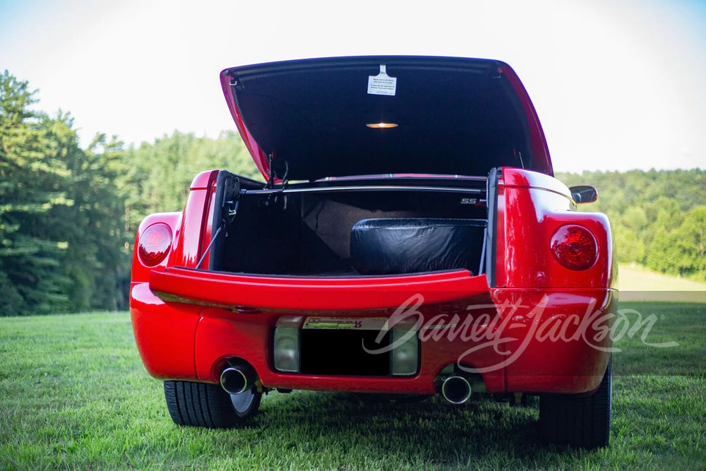 2006 Chevrolet SSR - Image 9 of 20