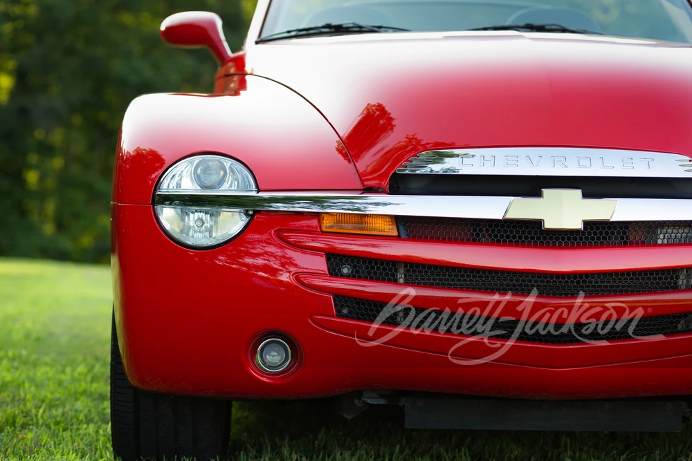 2006 Chevrolet SSR - Image 8 of 20