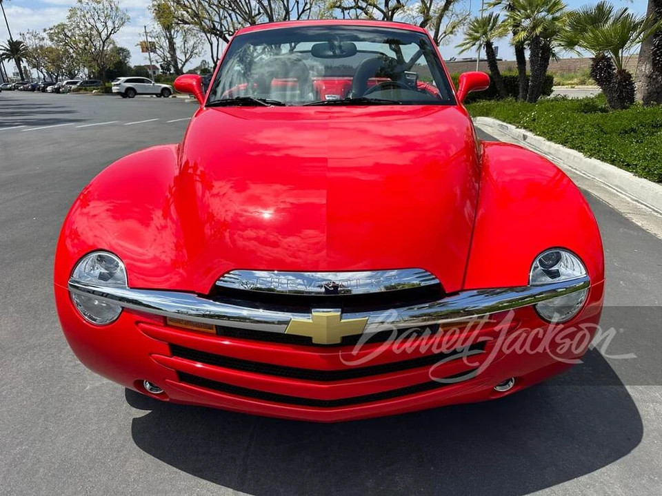 2006 Chevrolet SSR - Image 8 of 14