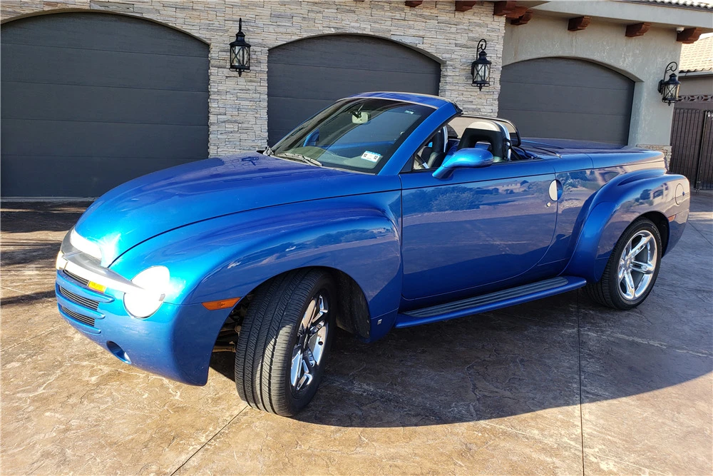 2006 Chevrolet SSR - Image 2 of 5