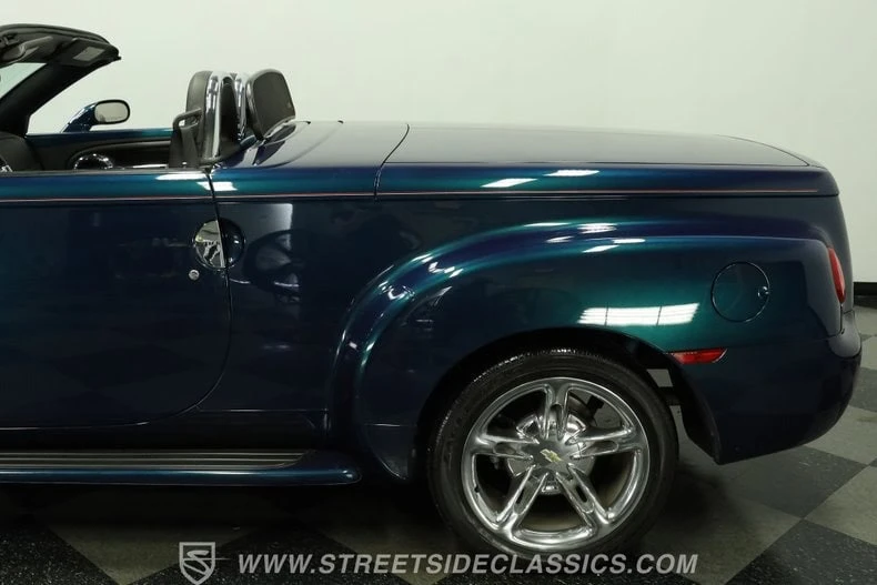 2006 Chevrolet SSR - Image 20 of 31