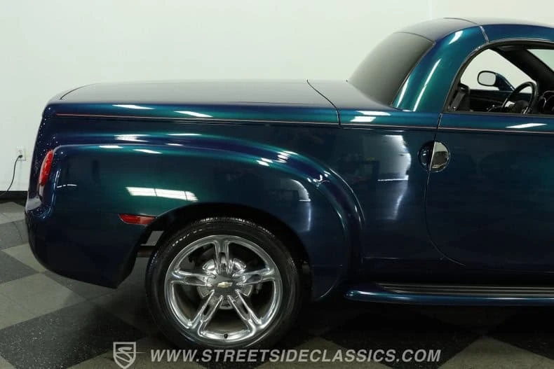 2006 Chevrolet SSR - Image 21 of 31