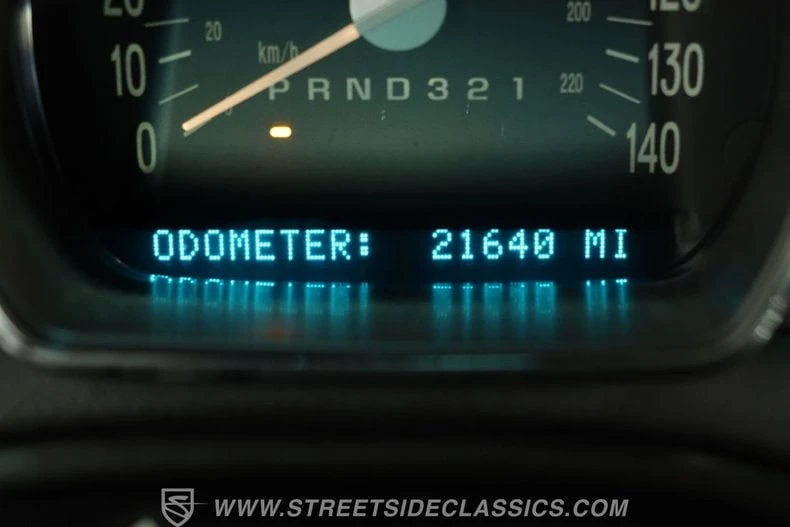 2006 Chevrolet SSR - Image 29 of 31
