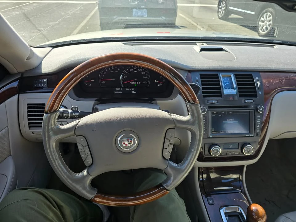 2006 Cadillac DTS - Image 12 of 18