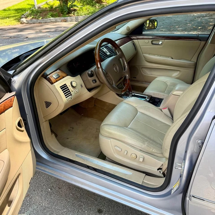 2006 Cadillac CTS - Image 7 of 11