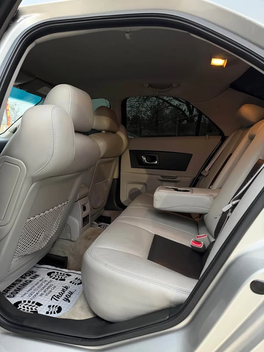 2006 Cadillac CTS 1st Gen - Image 9 of 11