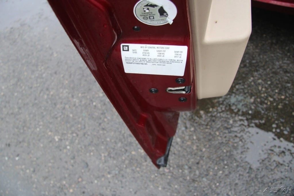 2006 Cadillac CTS 1st Gen - Image 10 of 21