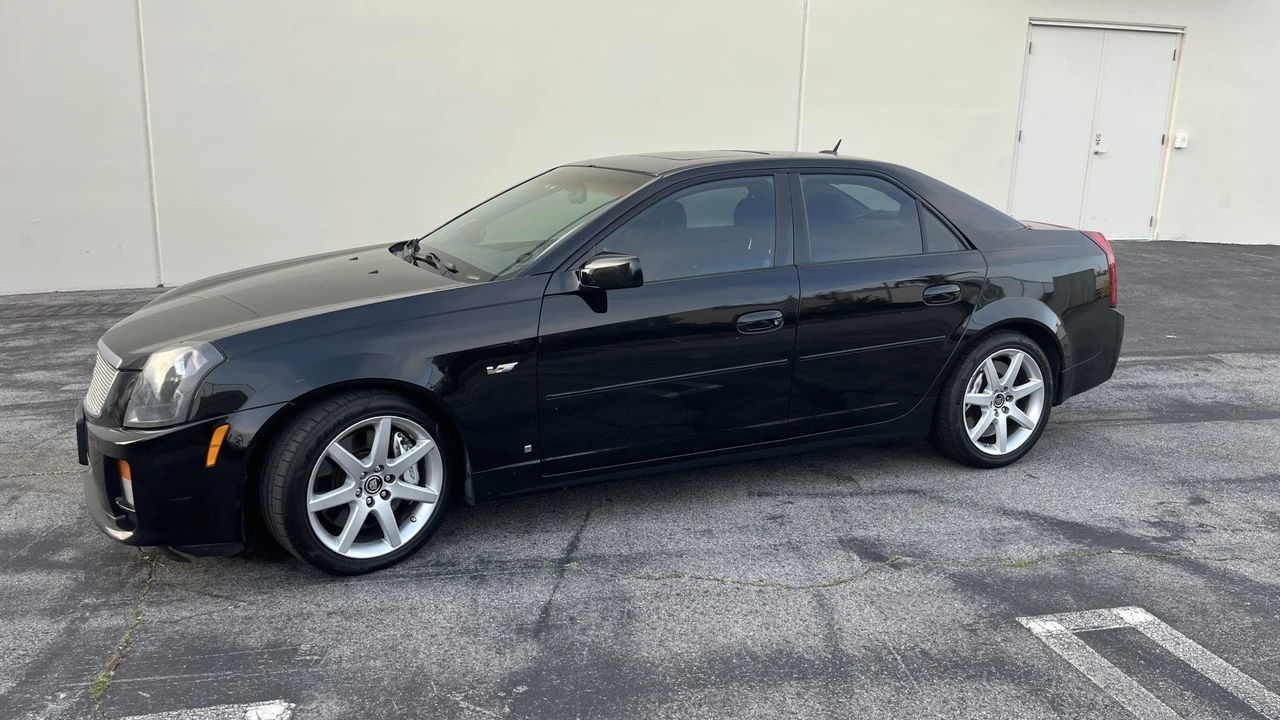 2006 Cadillac CTS-V 1st Gen - Image 2 of 31