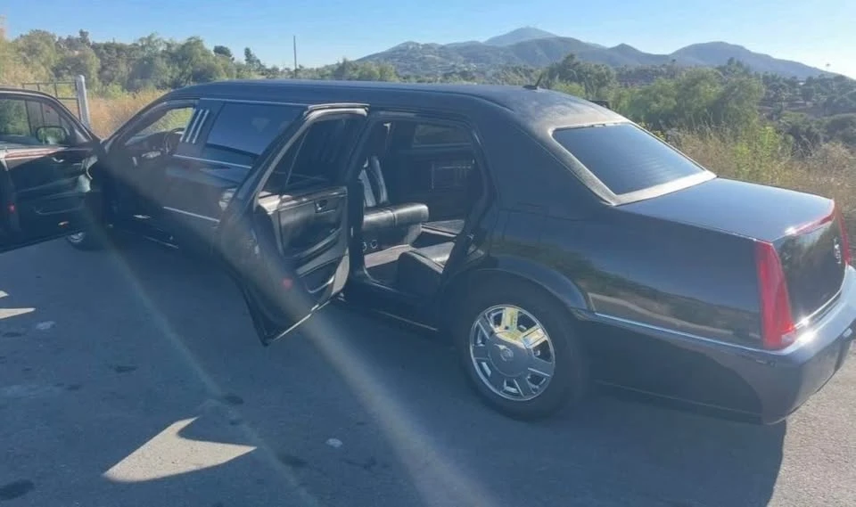 2006 Cadillac DTS - Image 7 of 7