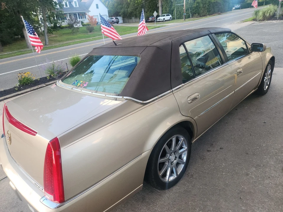 2006 Cadillac DTS - Image 7 of 19