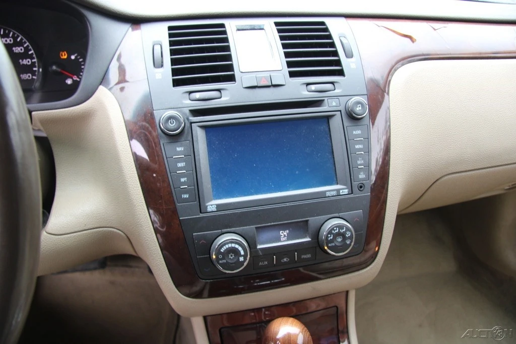 2006 Cadillac DTS - Image 15 of 21