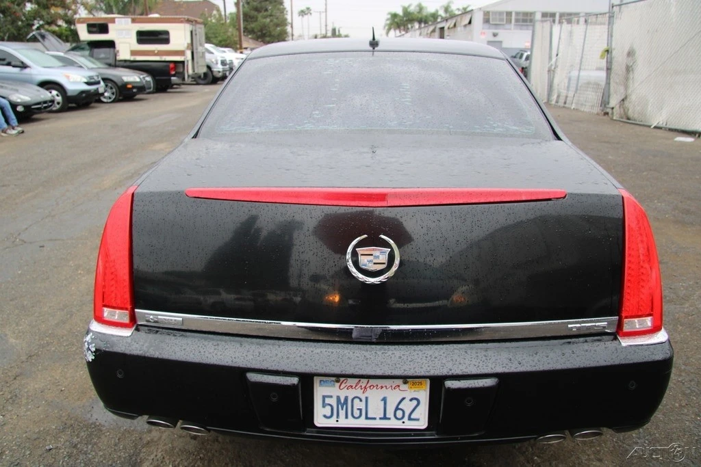 2006 Cadillac DTS - Image 4 of 21
