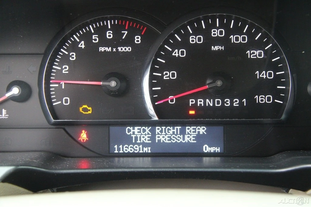 2006 Cadillac DTS - Image 14 of 21