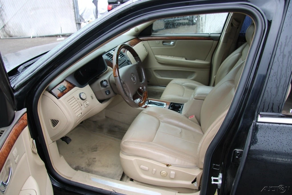 2006 Cadillac DTS - Image 12 of 21