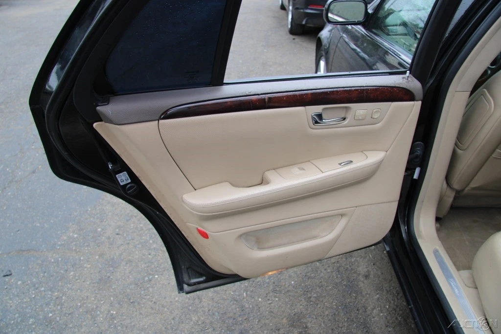 2006 Cadillac DTS - Image 17 of 21
