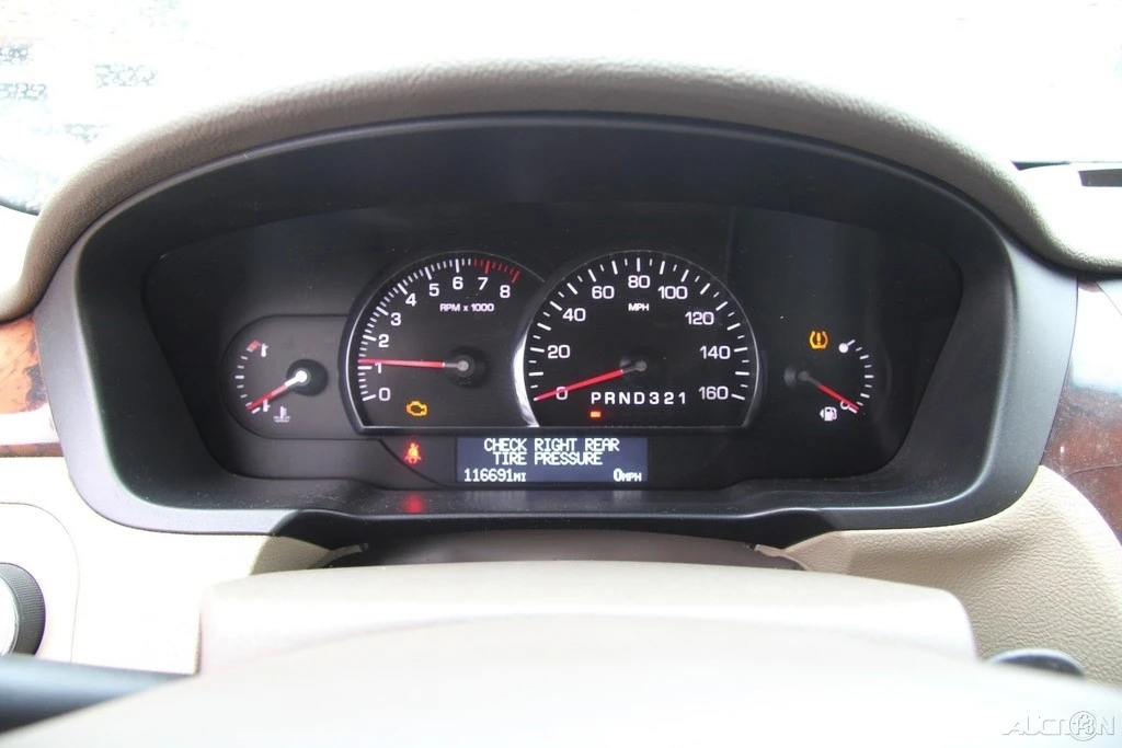 2006 Cadillac DTS - Image 13 of 21