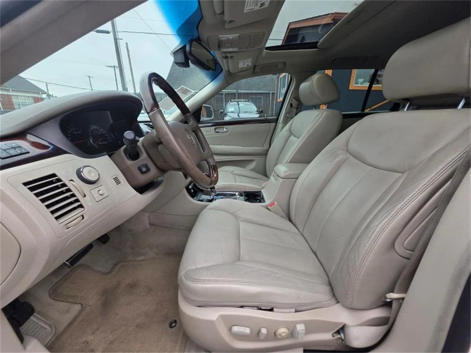 2006 Cadillac DTS - Image 9 of 22