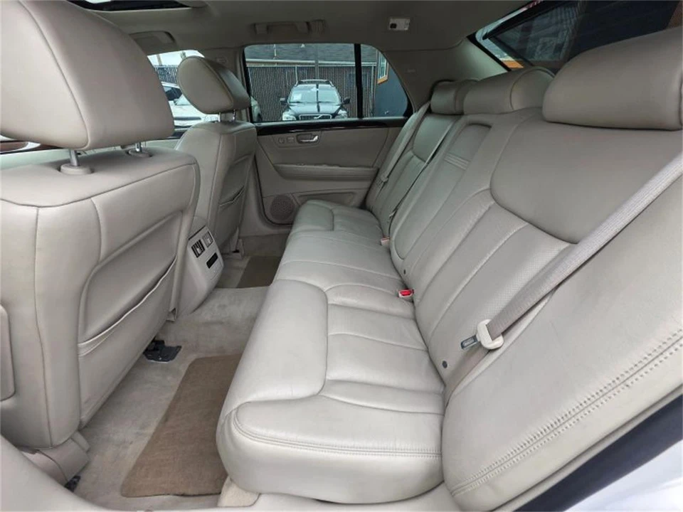 2006 Cadillac DTS - Image 10 of 22
