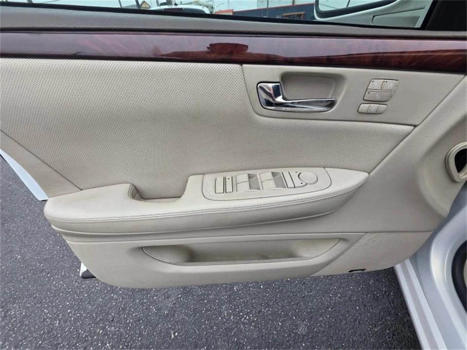 2006 Cadillac DTS - Image 20 of 22