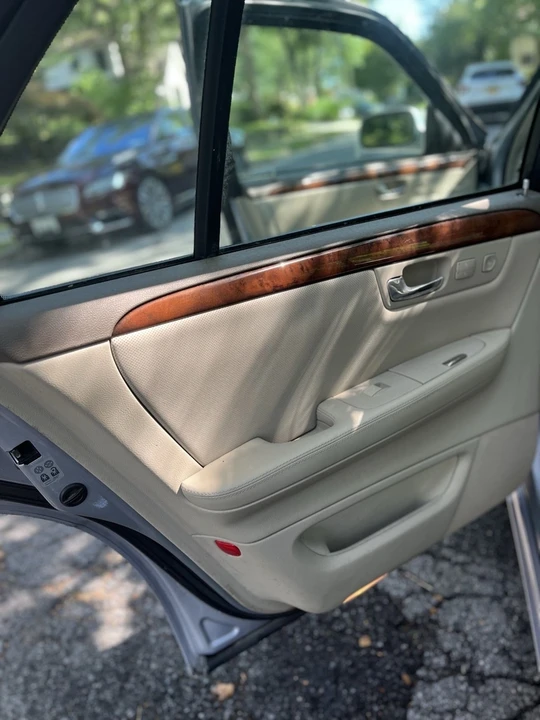 2006 Cadillac DTS - Image 18 of 21