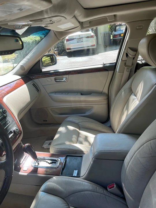 2006 Cadillac DTS - Image 19 of 21