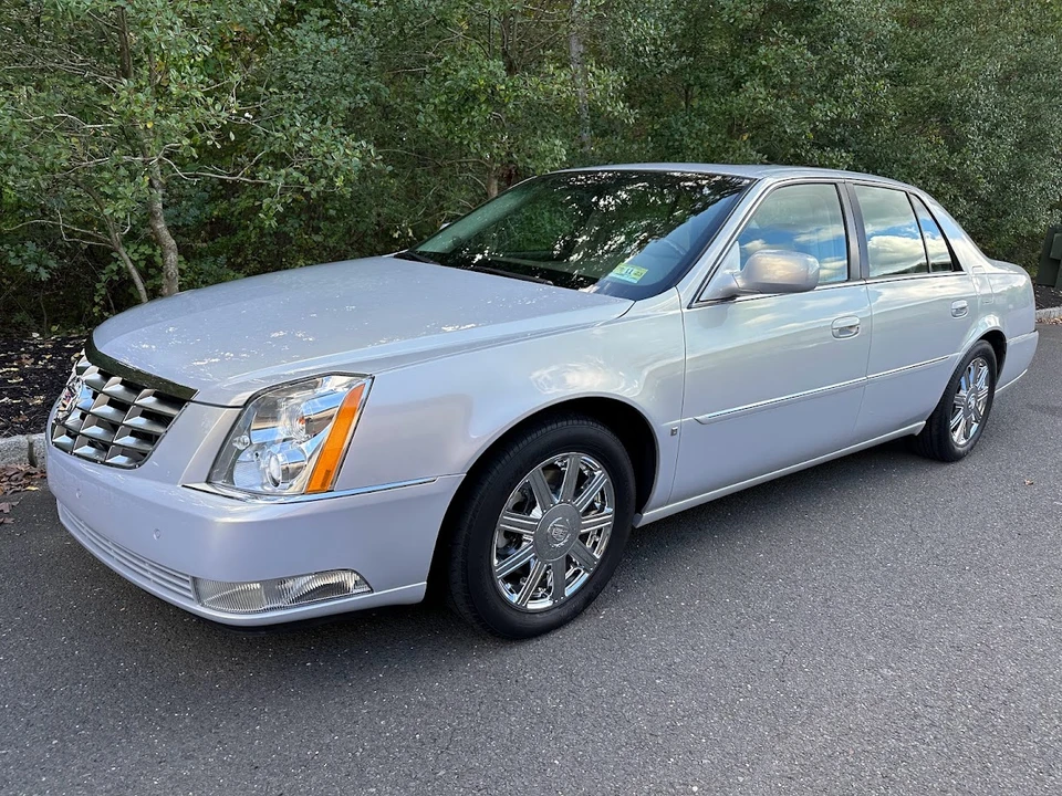 2006 Cadillac DTS - Image 15 of 31