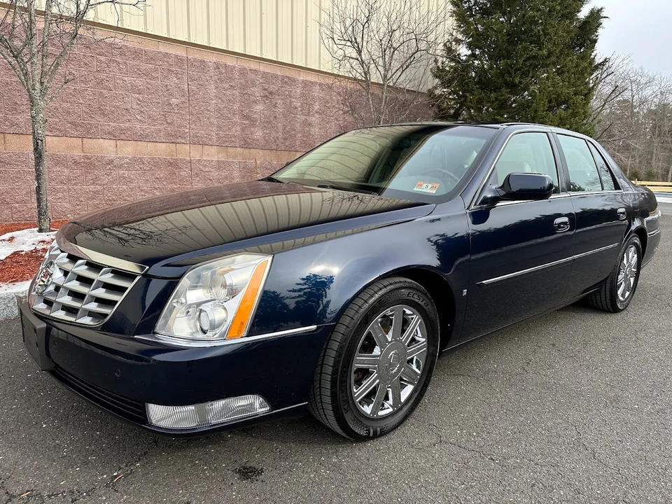 2006 Cadillac DTS - Image 4 of 31