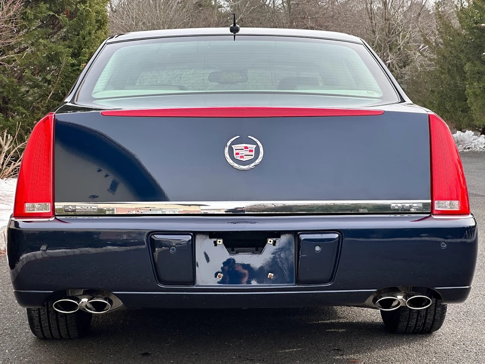 2006 Cadillac DTS - Image 13 of 31