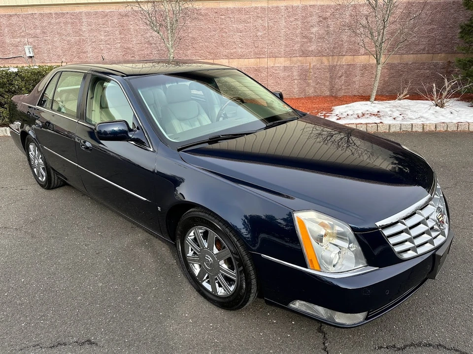 2006 Cadillac DTS - Image 19 of 31