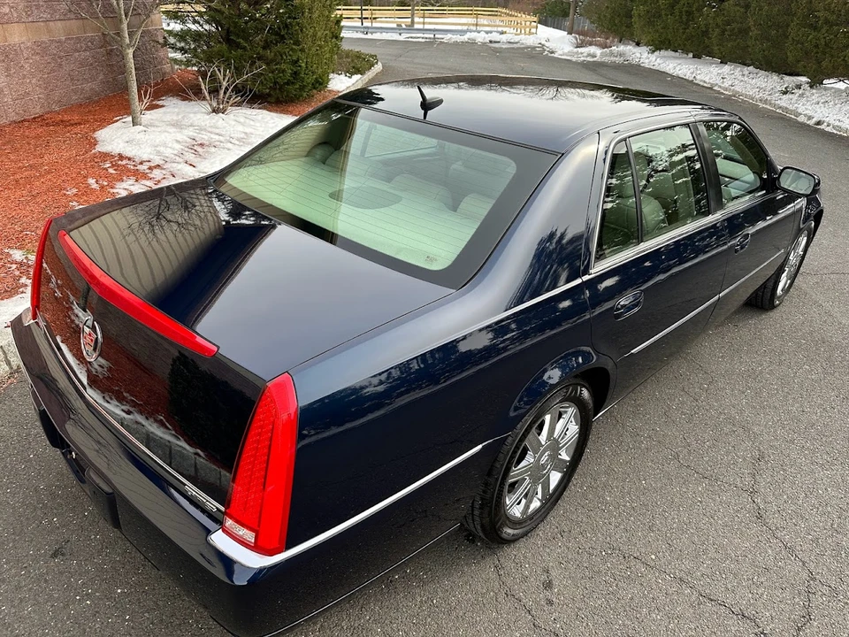 2006 Cadillac DTS - Image 14 of 31