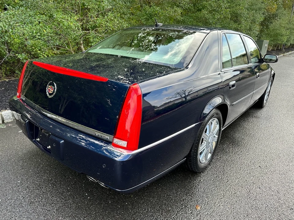 2006 Cadillac DTS - Image 17 of 31