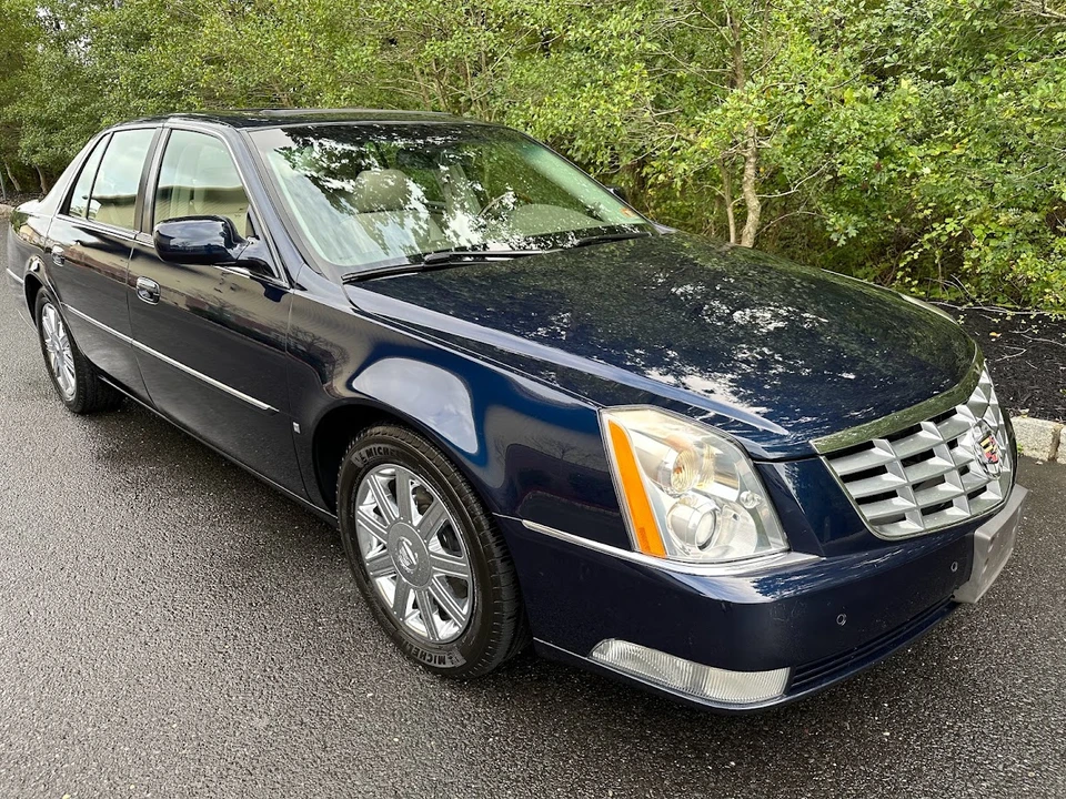 2006 Cadillac DTS - Image 24 of 31