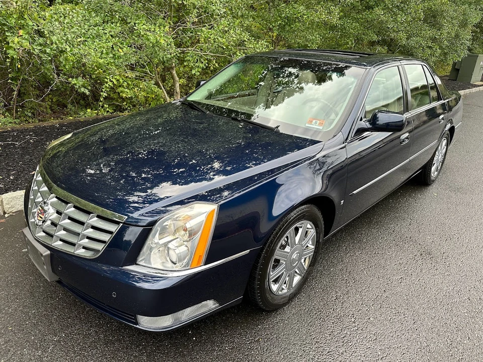 2006 Cadillac DTS - Image 4 of 31