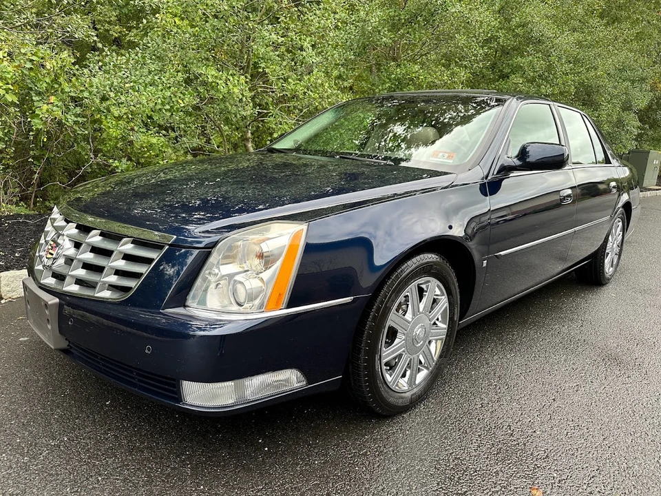 2006 Cadillac DTS - Image 5 of 31