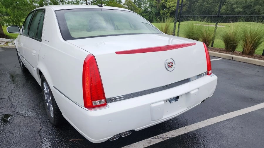 2006 Cadillac DTS - Image 3 of 12