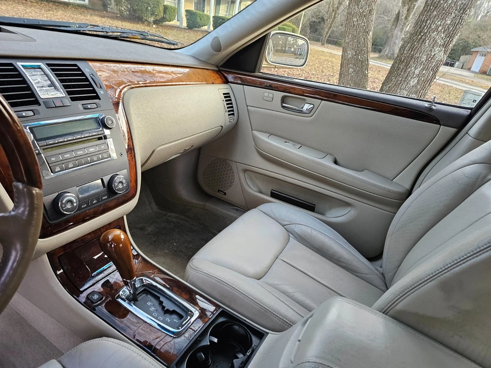 2006 Cadillac DTS - Image 9 of 12