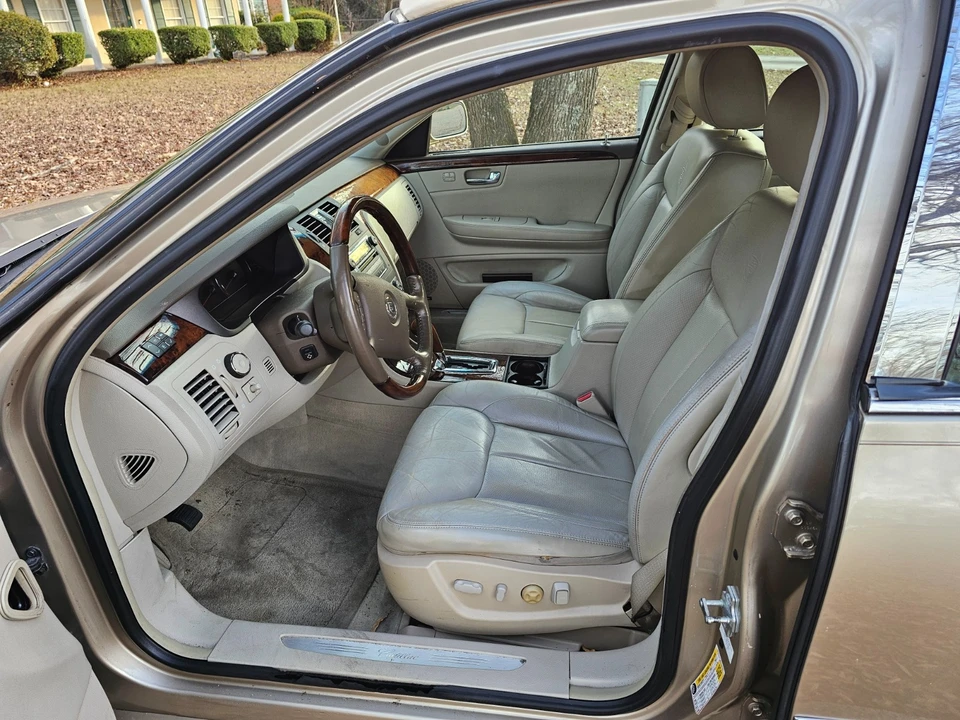 2006 Cadillac DTS - Image 6 of 12