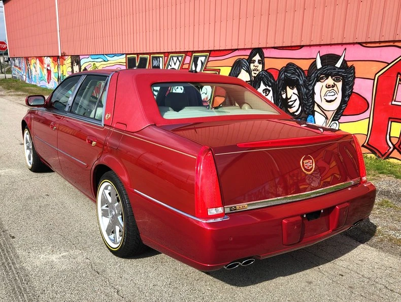 2006 Cadillac DTS - Image 5 of 26