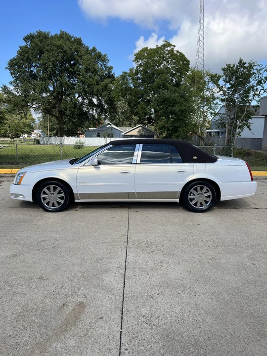 2006 Cadillac DTS - Image 6 of 31