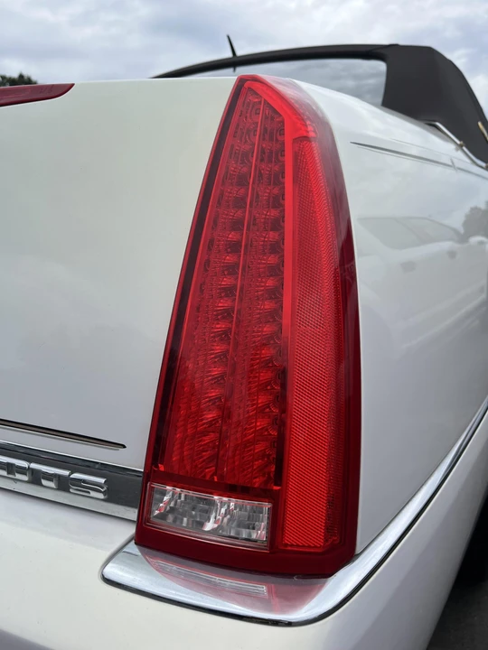 2006 Cadillac DTS - Image 26 of 31
