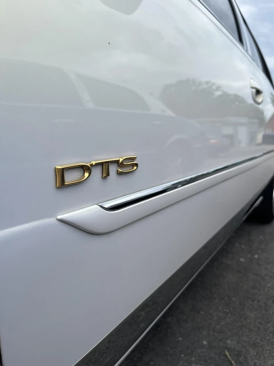 2006 Cadillac DTS - Image 28 of 31