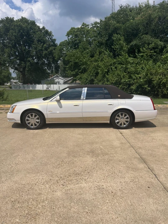 2006 Cadillac DTS - Image 14 of 31