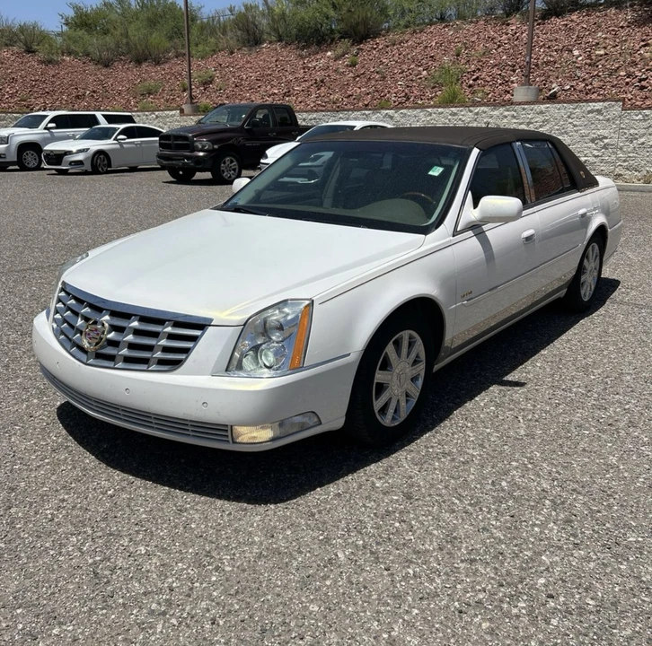 2006 Cadillac DTS - Image 12 of 31