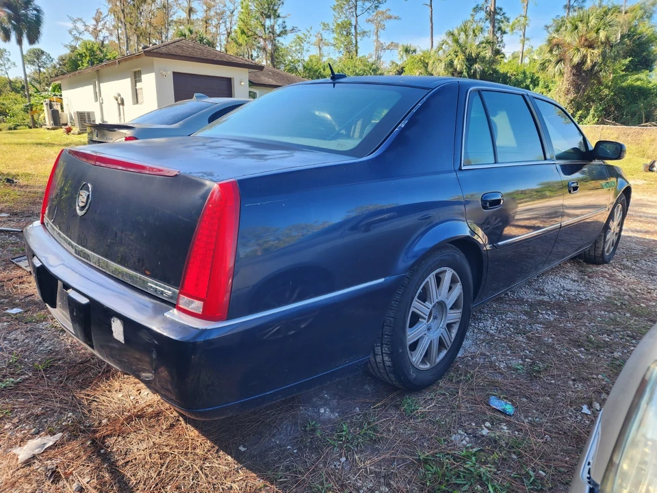 2006 Cadillac DTS - Image 4 of 15