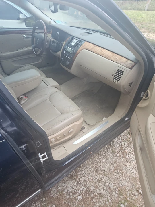 2006 Cadillac DTS - Image 15 of 15