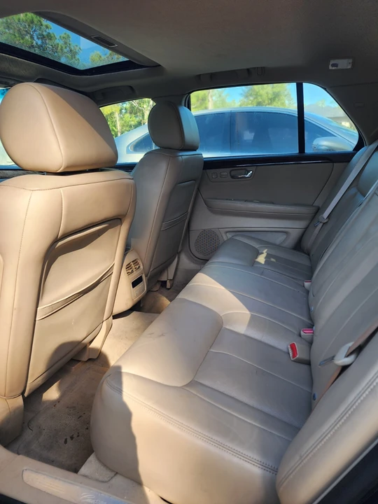 2006 Cadillac DTS - Image 9 of 15